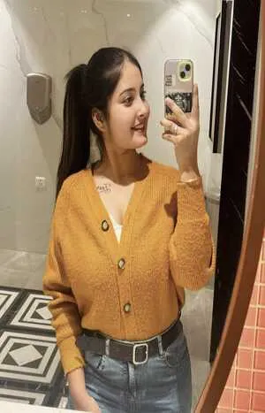 young call girl in Indirapuram