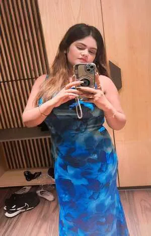 call girls in Indirapuram