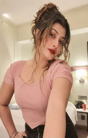 call girls in Indirapuram